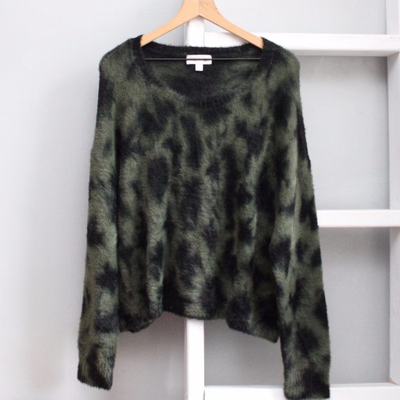 Anthropologie Sweaters - Cloth & Stone Anthropologie Green and Black Patterned Fuzzy Sweater Size Large